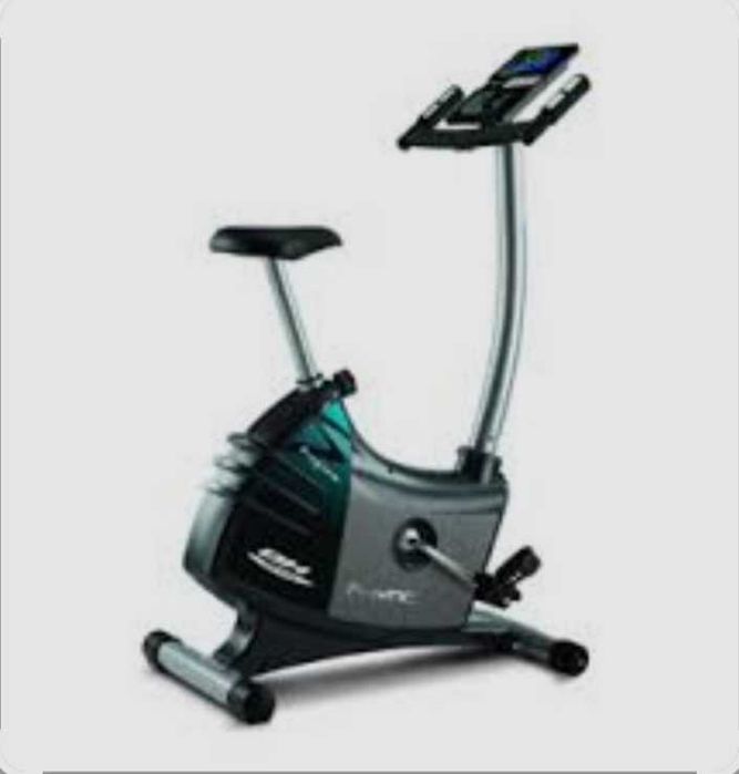 Vendo Bicicleta estática BH Fitness marca Rhyno Max