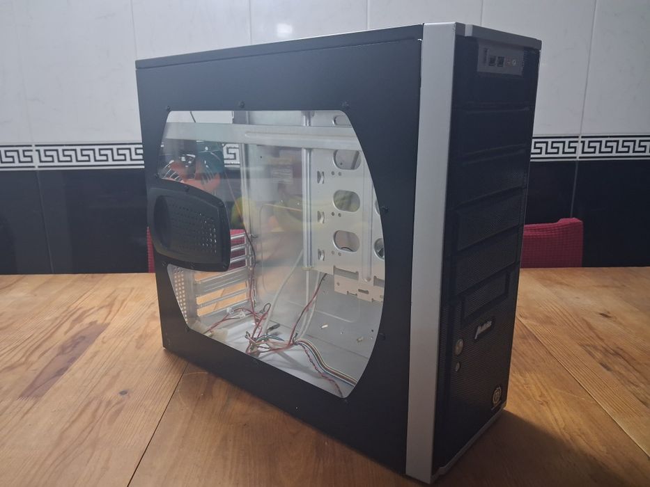 Caixa Thermaltake Matria