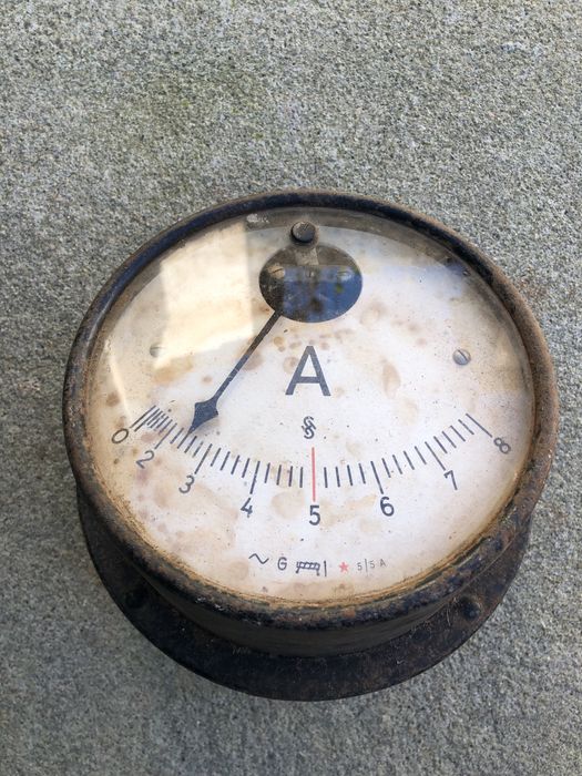 Amperímetro antigo