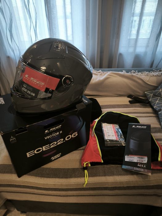 Capacete LS2 VECTOR 2