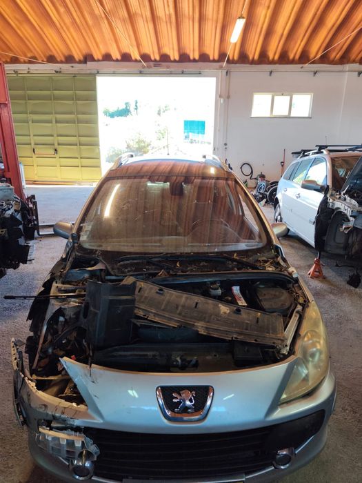 Peugeot 307 1.6 Hdi 6 vel ano 2006 para peças todo Material disponível