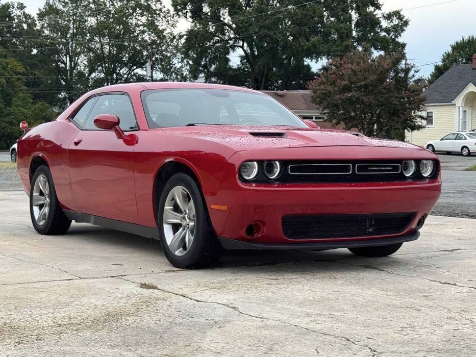 Dodge Challenger      2017