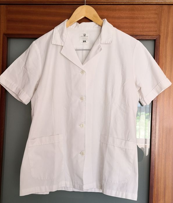 Uniforme hospitalar - calças e casaco - M
