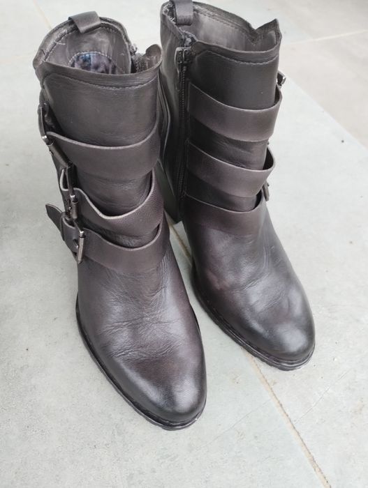 Botki Bugatti z naturalnej skóry 38