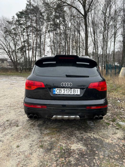 Продам Ауді Q7 в гарному стані!