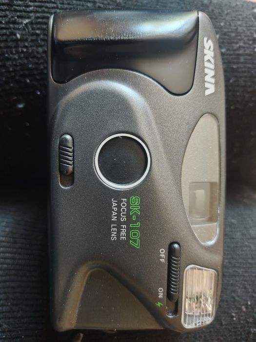 Винтажный пленочный фотоаппарат Skina SK-107 (мыльница Y2K)