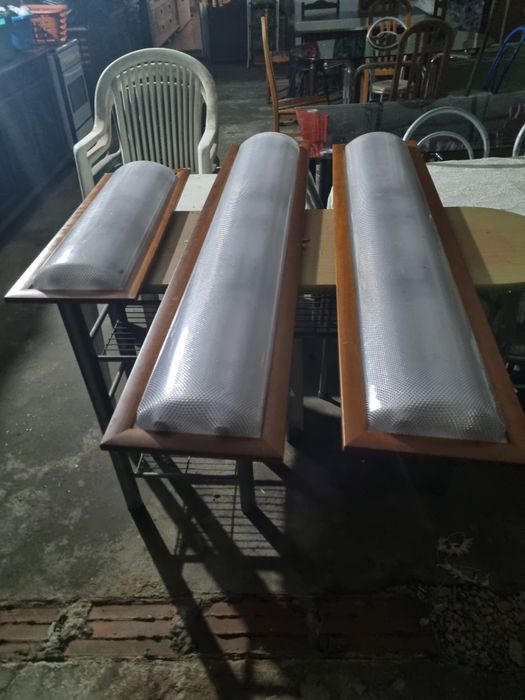 Trata se de 3 balastros completos