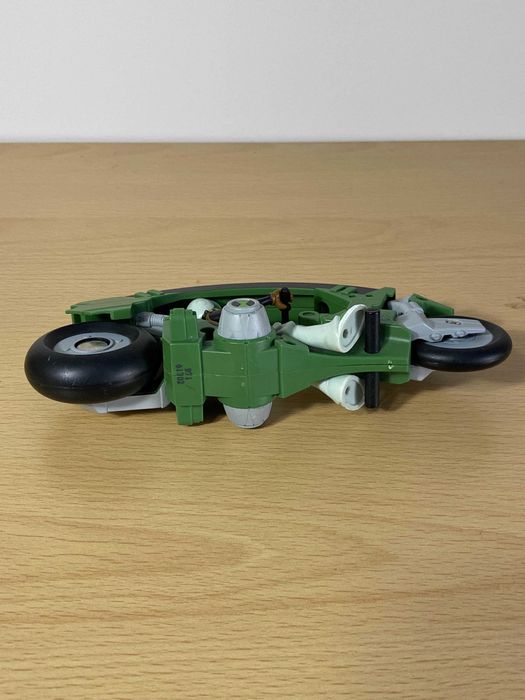 Ben 10 Omniverse Tenn-Speed Cycle Motorbike & Ben