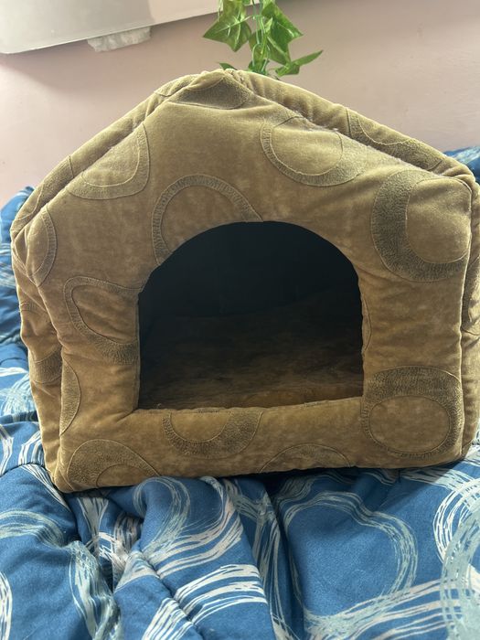 Лежанка для кота