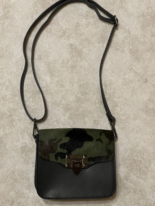 Кожаная стильная сумка Италия