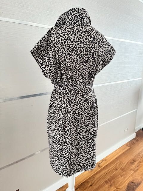 sukienka w panterkę DKNY r 42