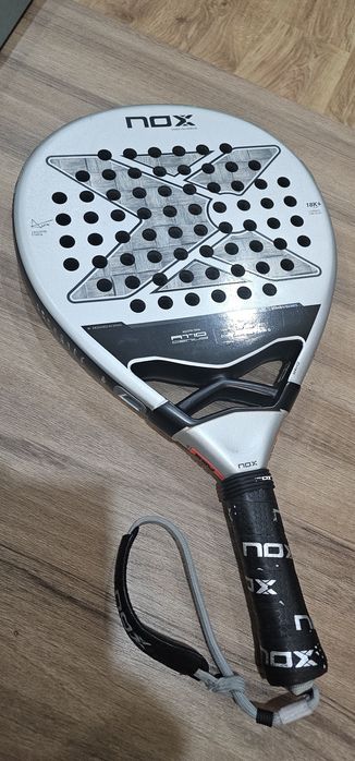 NOX AT10 GENIUS 18K 2024