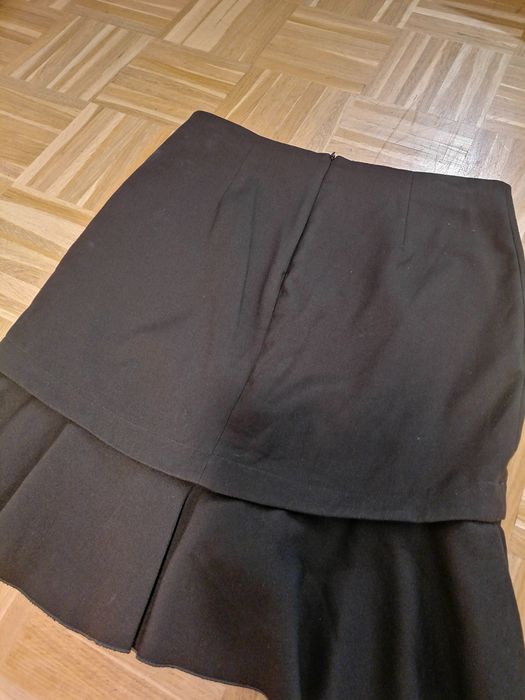 Spódnica z falbanką Zara