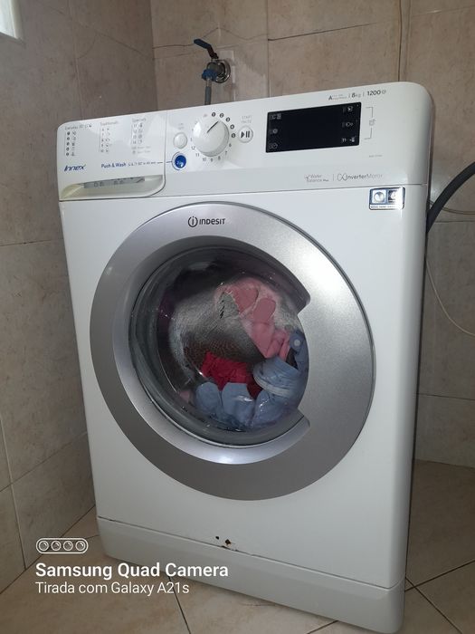 Máquina de lavar roupa Indesit 8Kg