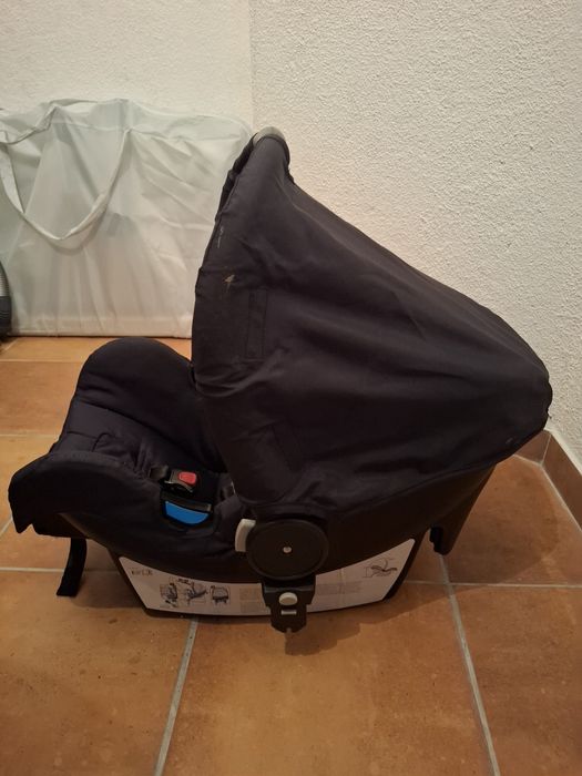 Carrinho bebé 3 em 1