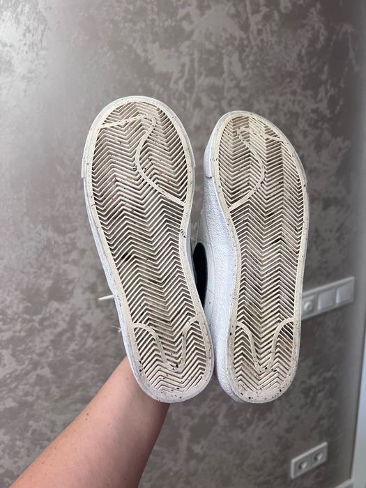 Кросівки Nike шкіряні 36 розмір