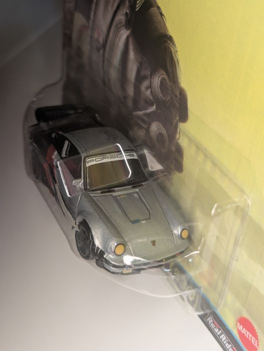 Порше Кіберпанк 2077 Хот Вілс Hot Wheels Porsche Cyberpunk 911 930