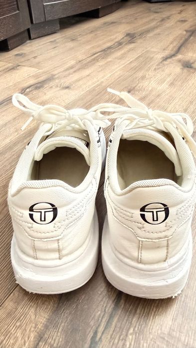 Шкіряні кросівки Sergio Tacchini