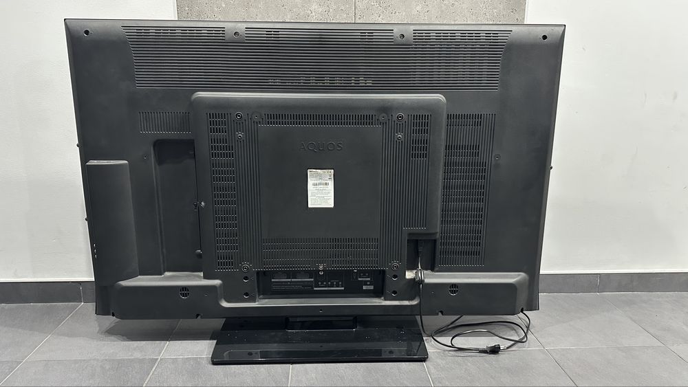 Telewizor Sharp Aquos 52 cale