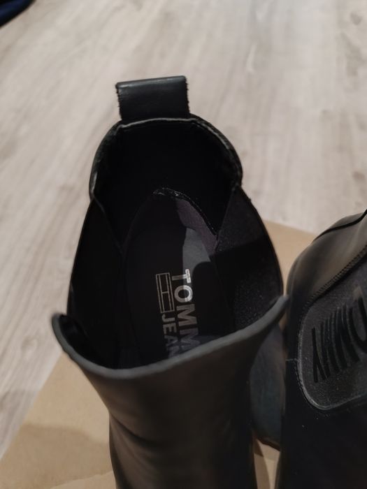 Botki czarne Tommy Jeans rozm 39