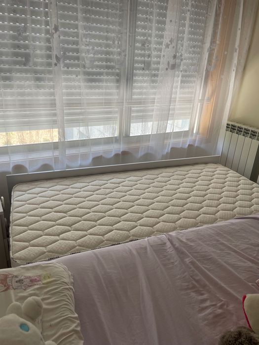 Cama de solteiro com gaveta