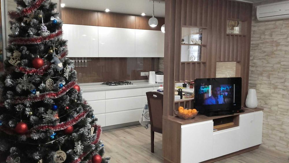 Меблі, кухні, спальні, гардероби, офісні меблі, дзеркала, Loft