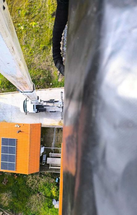 Alugo plataforma 25m