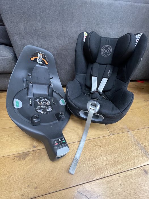 Fotelik Cybex Sirona Z z bazą obrotową
