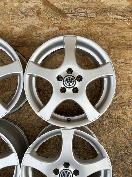 Диски5/100  R16 ET42  ЦО(діа)57.1 титани диски