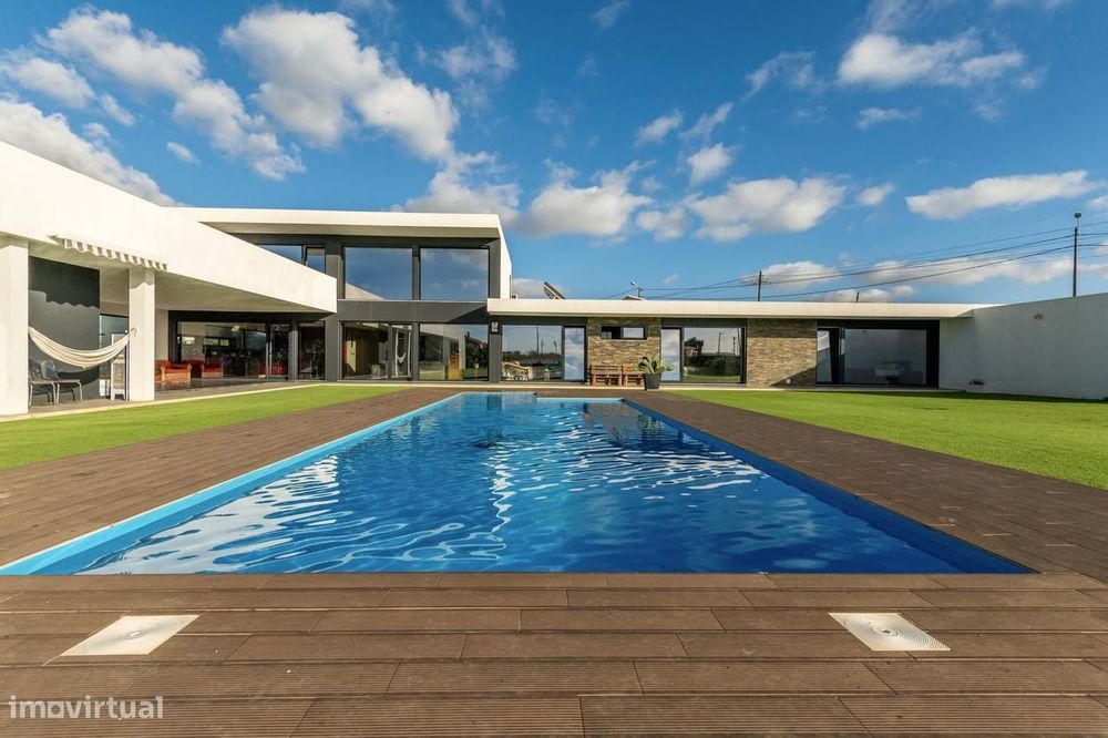 Moradia Isolada T3 com piscina, Sintra