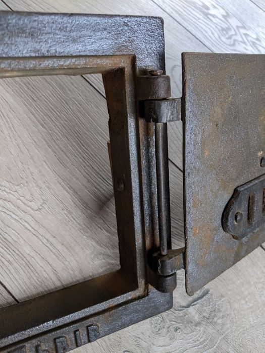 Дверцята чавунні ЛМЗ Львів. Раритет. Вінтажні