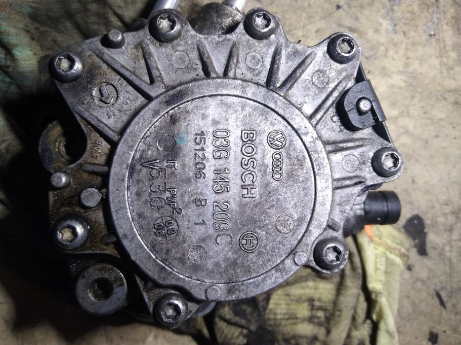 Pompa vacum 2.0tdi 16v Bosch oryg VW Audi Skoda Seat gwarancja