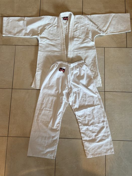 Stroj do judo Dragon rozmiar 5/180 prawie nowy