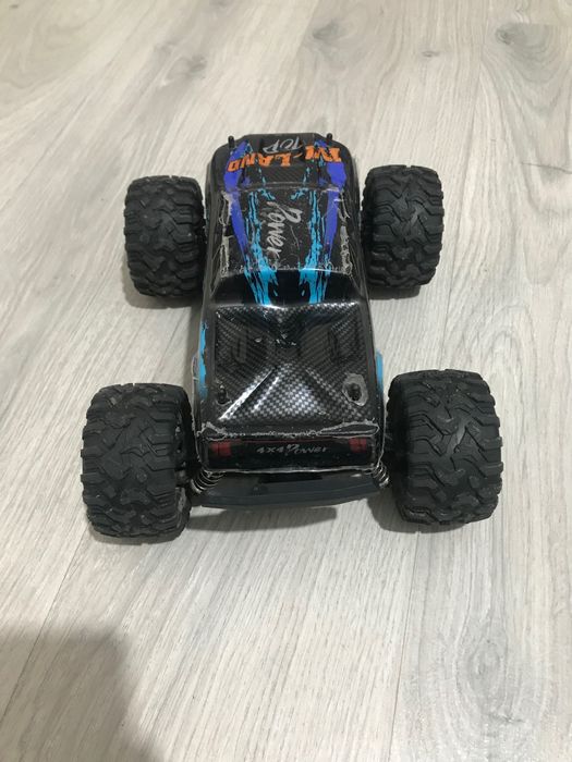 Машинка на радио керувани kf11