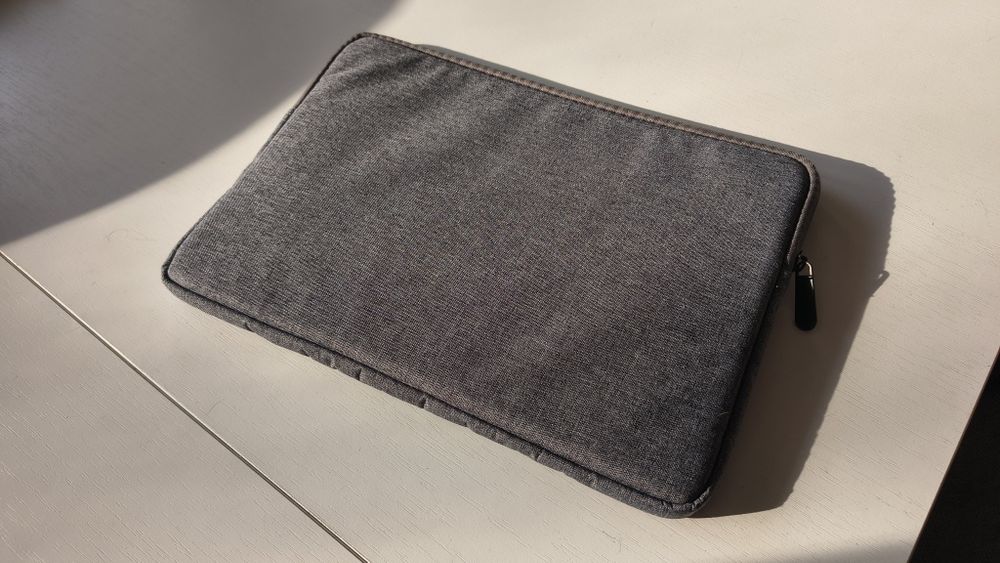 Tablet Oppo Pad 2 z klawiaturą. Wersja 8/256