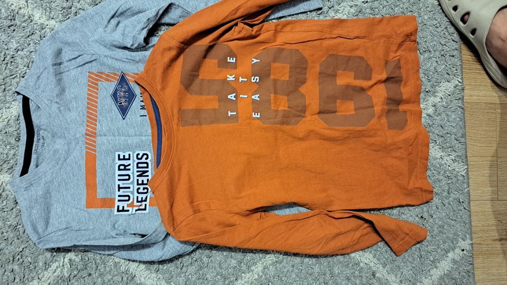 Zestaw koszulek i bluz