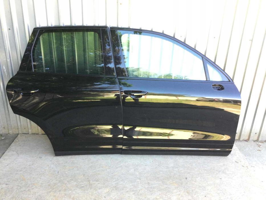 Двери передние задние правые левые Porsche Cayenne 7P разборка