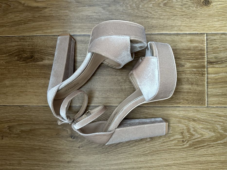 Пурпурні босоніжки Renda