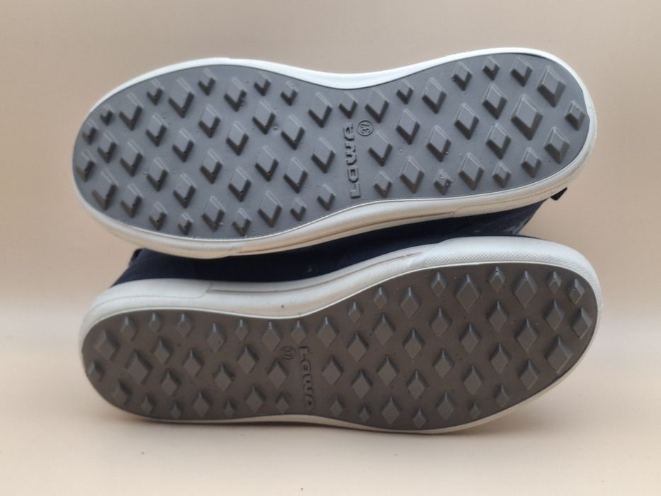 Черевики Lowa Mika II GTX Нові 37р.