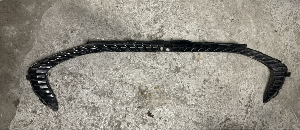 решетка ford mustang mach-e select premium