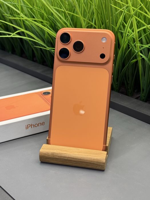 iPhone 17 Pro Max 256/512/1TB Orange, Deep Blue, Silver, фізична SIM