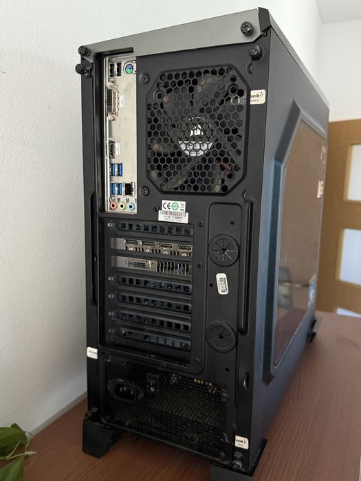 Komputer gamingowy w świetnym stanie, GTX 1070, 32gb ramu, intel core i5 8gen