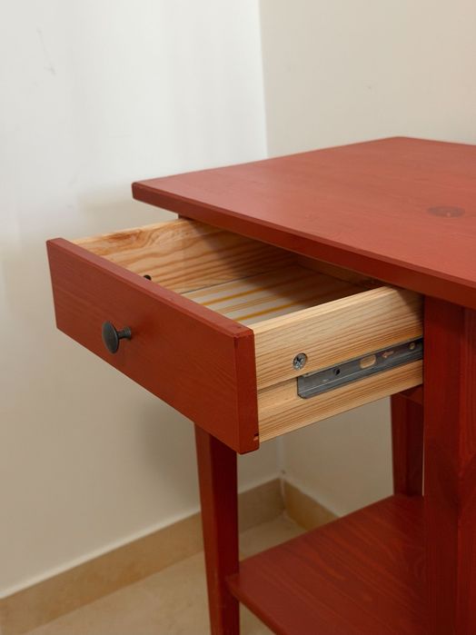 Mesa de cabeceira