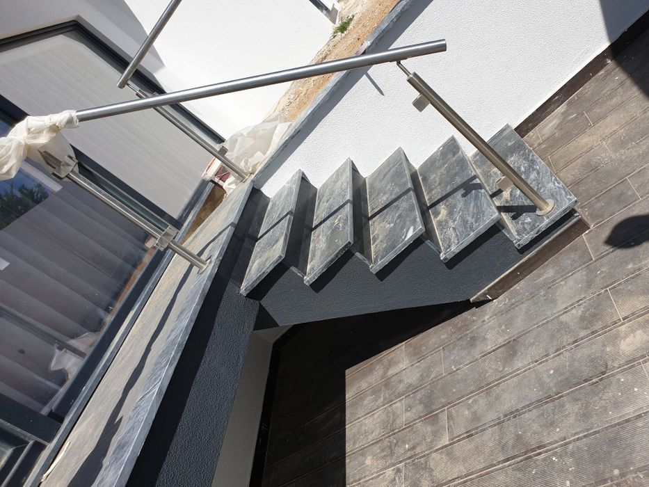 Escadas em pedra marmore