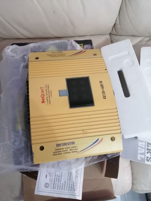 Ampliador de som auto