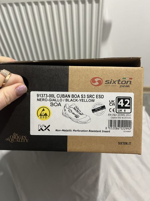 Продам кросівки нові робочі Sixton peak