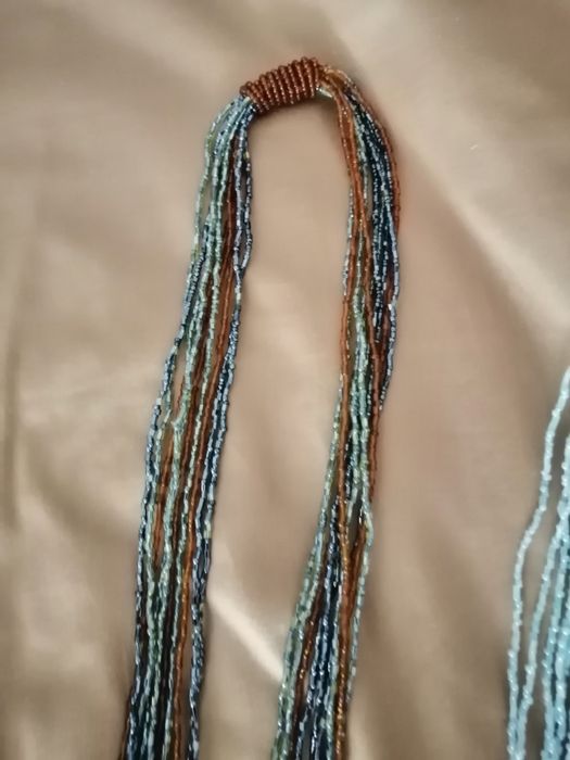 Missangas em fieiras