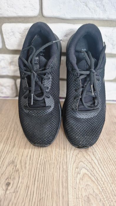 Buty Under Armour Charget Pursuit r 40,5