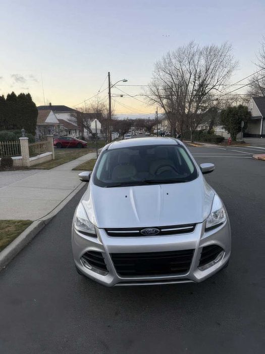 Ford Escape SE      2013