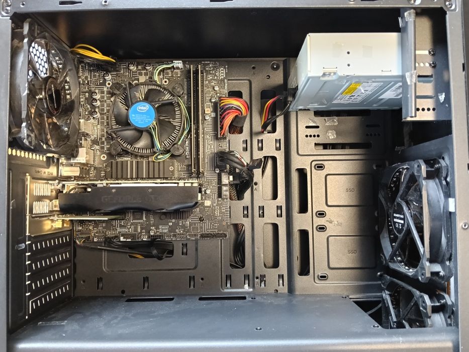 Komputer Apollo BLOODFIRE i5-10400F/16GB/Win10